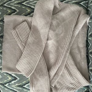 Never wore Pink Sweater